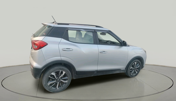 2022 Mahindra XUV300 W8 (O) 1.5 DIESEL, Diesel, Manual, 94,478 km, exterior