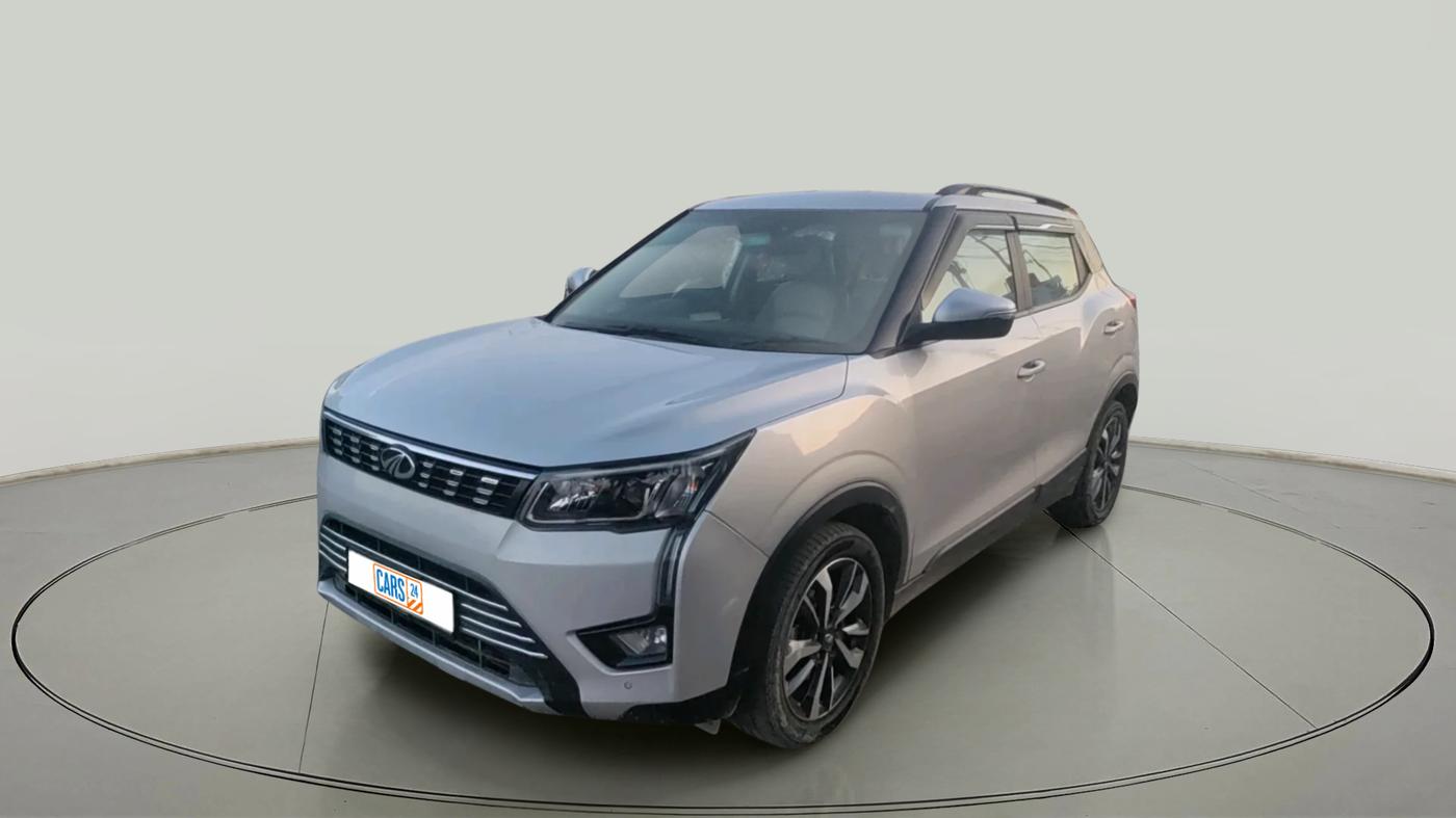 2022 Mahindra XUV300 W8 (O) 1.5 DIESEL, Diesel, Manual, 95,000 km, exterior