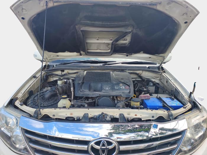 2015 Toyota Fortuner 3.0 4X2 AT, Diesel, Automatic, 1,36,419 km, exterior