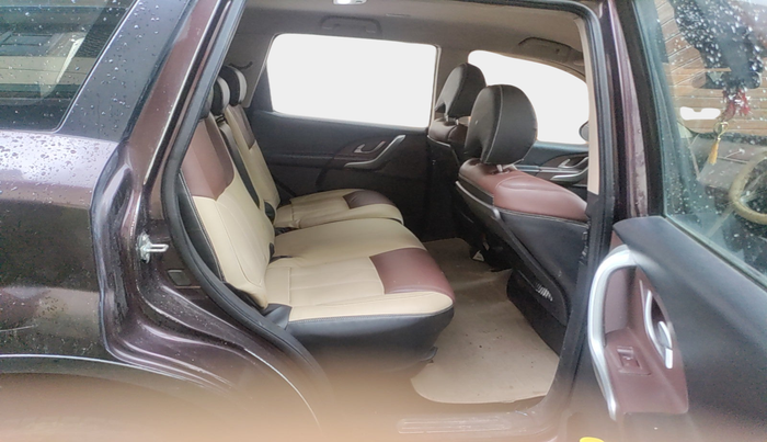2013 Mahindra XUV500 W8, Diesel, Manual, 96,813 km, interior