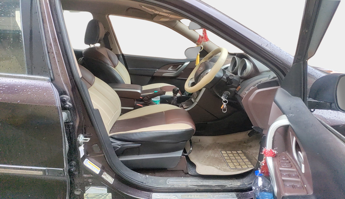 2013 Mahindra XUV500 W8, Diesel, Manual, 96,813 km, interior
