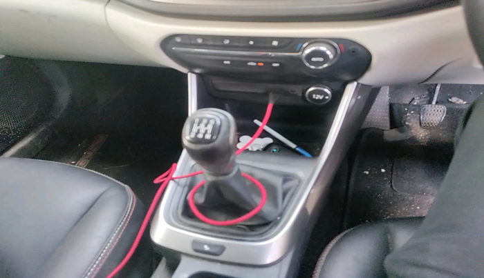 2021 Tata ALTROZ XZ PETROL, Petrol, Manual, 65,950 km, interior