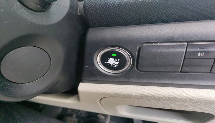 2021 Tata ALTROZ XZ PETROL, Petrol, Manual, 65,950 km, interior