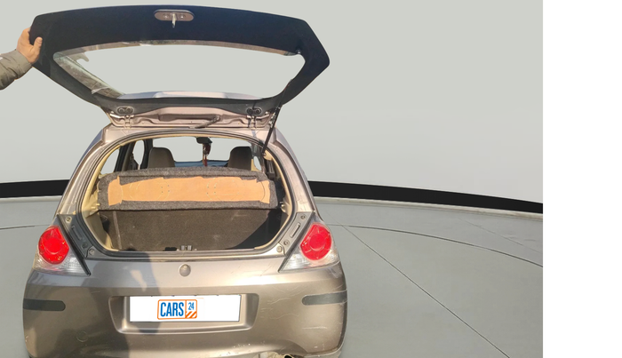 2013 Honda Brio V MT, Petrol, Manual, 74,133 km, exterior