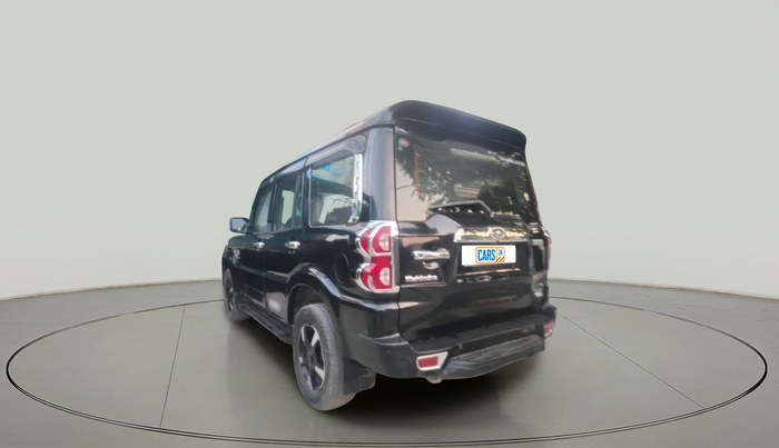 2018 Mahindra Scorpio S7, Diesel, Manual, 79,836 km, exterior