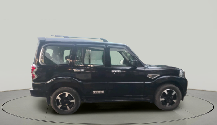 2018 Mahindra Scorpio S7, Diesel, Manual, 79,836 km, exterior