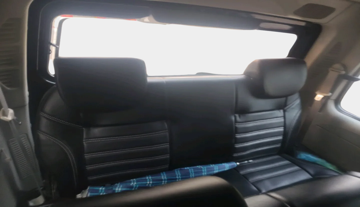 2018 Mahindra Scorpio S7, Diesel, Manual, 79,836 km, interior