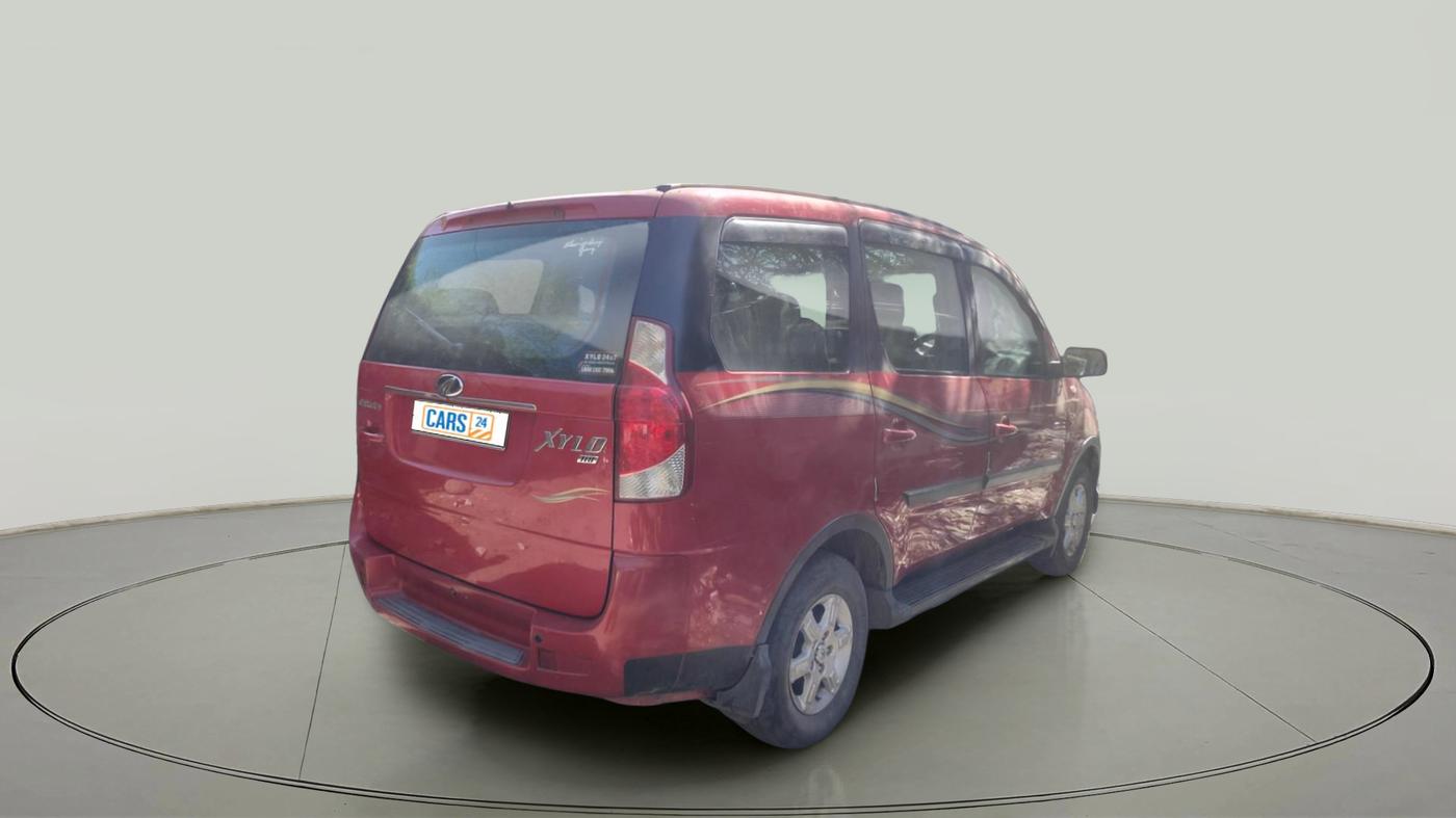 2016 Mahindra Xylo H8 ABS AIRBAG BS IV, Diesel, Manual, 42,365 km, exterior