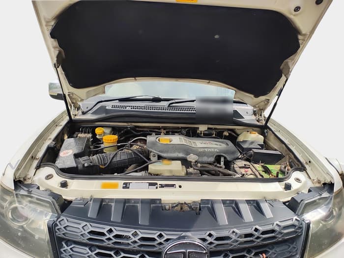 2013 Tata Safari Storme 2.2 VX 4X2, Diesel, Manual, 1,30,143 km, exterior