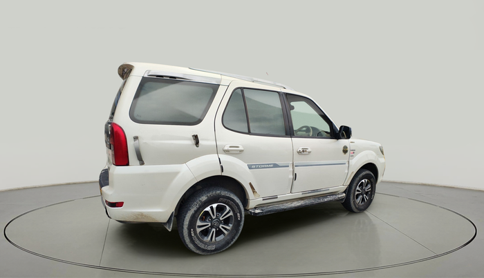 2013 Tata Safari Storme 2.2 VX 4X2, Diesel, Manual, 1,30,143 km, exterior