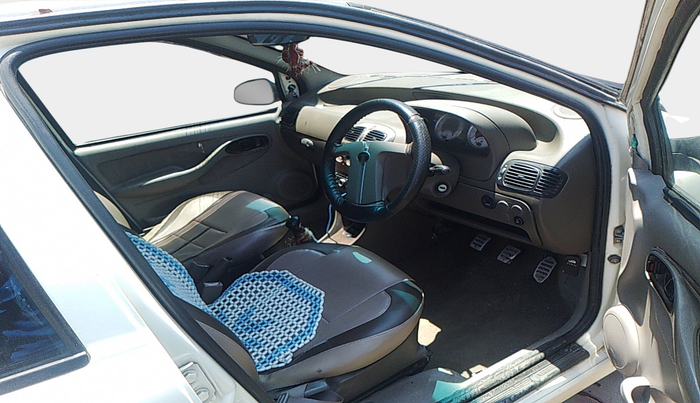 2010 Tata Indigo ECS GLX, Petrol, Manual, 1,01,385 km, interior