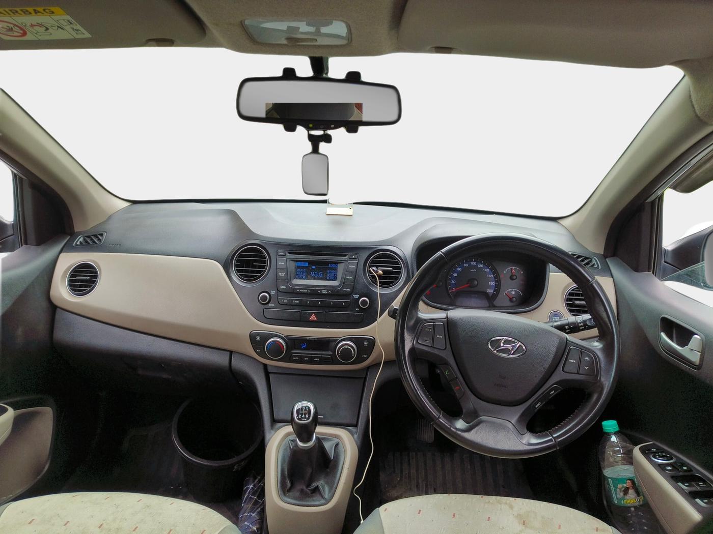 2015 Hyundai Xcent SX 1.2 (O), Petrol, Manual, 38,500 km, interior