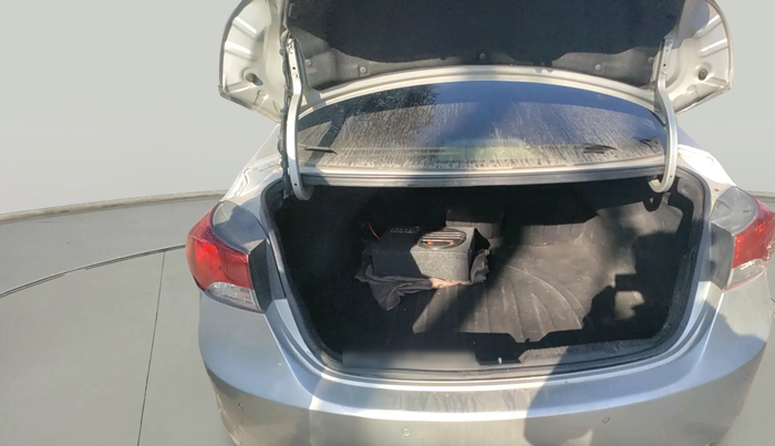 2013 Hyundai New Elantra 1.6 SX AT DIESEL, Diesel, Automatic, 1,08,066 km, exterior