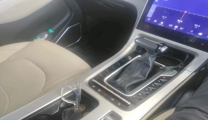 2023 MG HECTOR SAVVY PRO 1.5 TURBO CVT PETROL, Petrol, Automatic, 77,802 km, interior