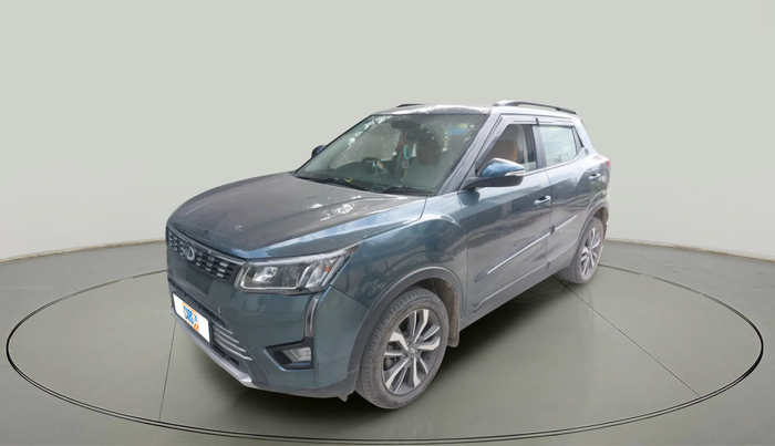 2021 Mahindra XUV300 W8 (O) 1.2 PETROL, Petrol, Manual, 44,081 km, exterior