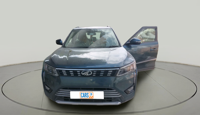 2021 Mahindra XUV300 W8 (O) 1.2 PETROL, Petrol, Manual, 44,081 km, exterior