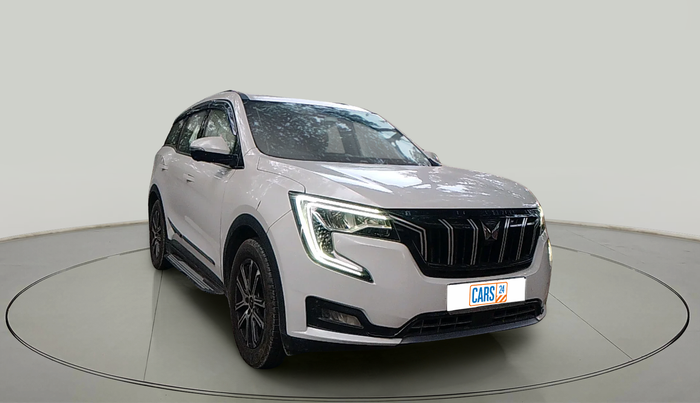 2022 Mahindra XUV700 AX 7 LUXURY D AT 7 STR, Diesel, Automatic, 61,284 km, exterior