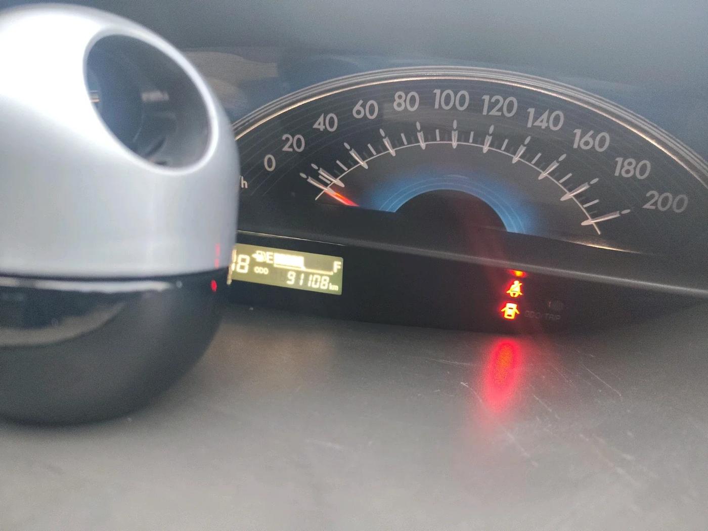 2015 Toyota Etios Liva VX, Petrol, Manual, 92,000 km, interior