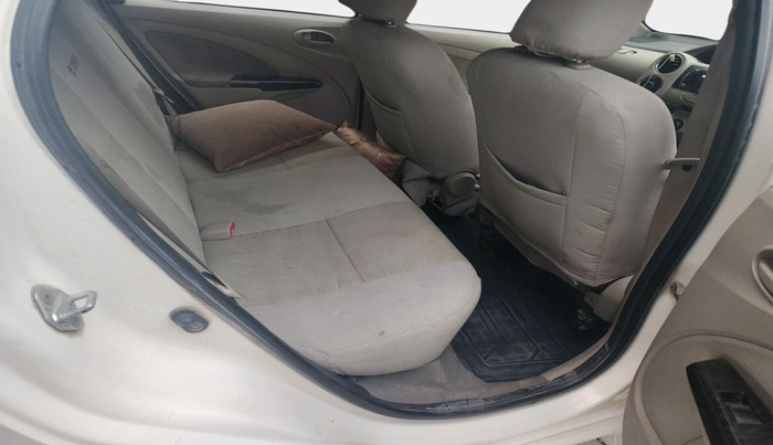 2015 Toyota Etios Liva VX, Petrol, Manual, 91,108 km, interior