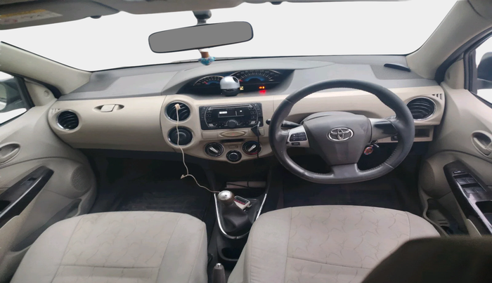2015 Toyota Etios Liva VX, Petrol, Manual, 91,108 km, interior