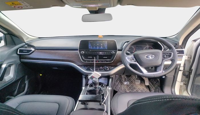2020 Tata Harrier XT PLUS 2.0L KRYOTEC, Diesel, Manual, 43,570 km, interior