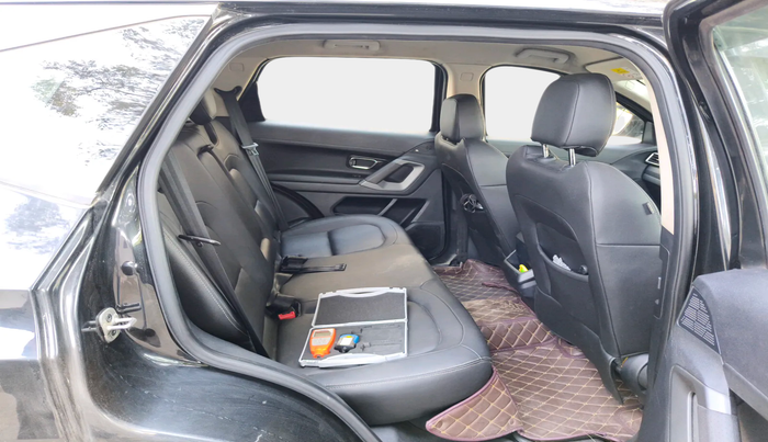 2020 Tata Harrier XZ 2.0L DARK EDITION, Diesel, Manual, 84,138 km, interior