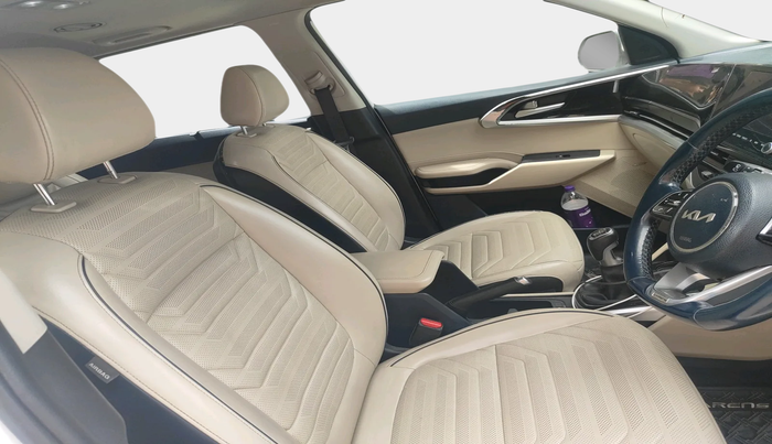 2022 KIA CARENS LUXURY PLUS 1.5 DIESEL 7 STR, Diesel, Manual, 85,680 km, interior