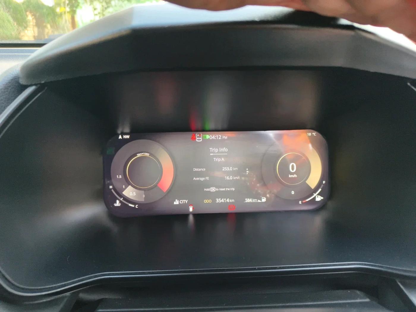 2024 Tata Harrier PURE PLUS, Diesel, Manual, 38,000 km, interior
