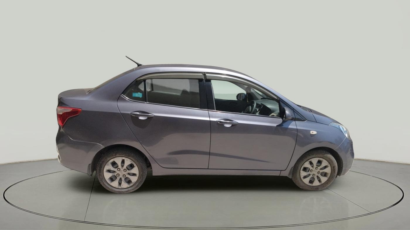 2017 Hyundai Xcent E+, Petrol, Manual, 62,680 km, exterior