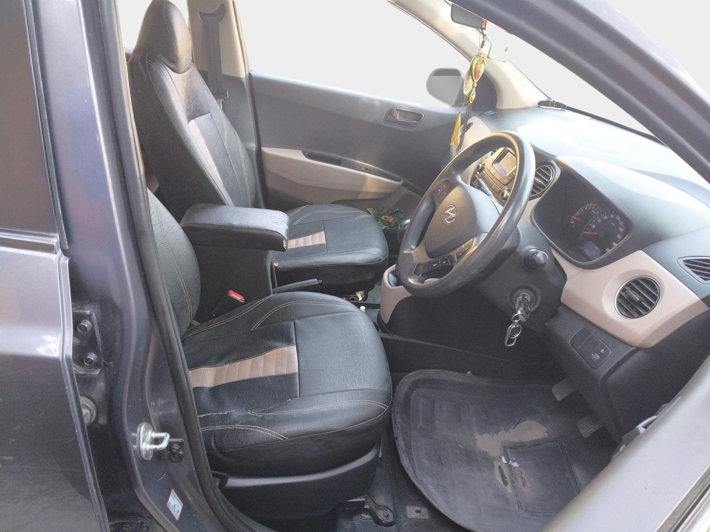 2017 Hyundai Xcent E+, Petrol, Manual, 62,680 km, interior