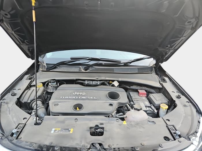2023 Jeep MERIDIAN LIMITED (O) 4X2 AT, Diesel, Automatic, 20,500 km, exterior