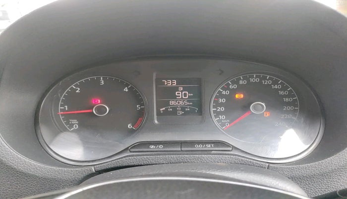 2015 Volkswagen Polo HIGHLINE1.5L, Diesel, Manual, 86,065 km, interior