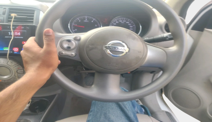 2013 Nissan Sunny XV DIESEL, Diesel, Manual, 76,249 km, interior