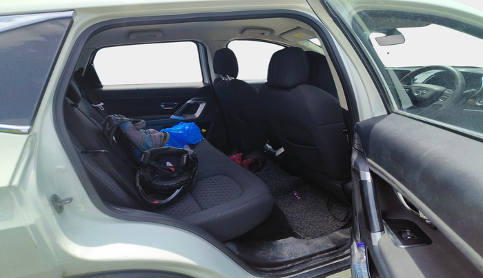 2021 Tata Harrier XT 2.0L KRYOTEC, Diesel, Manual, 1,38,314 km, interior
