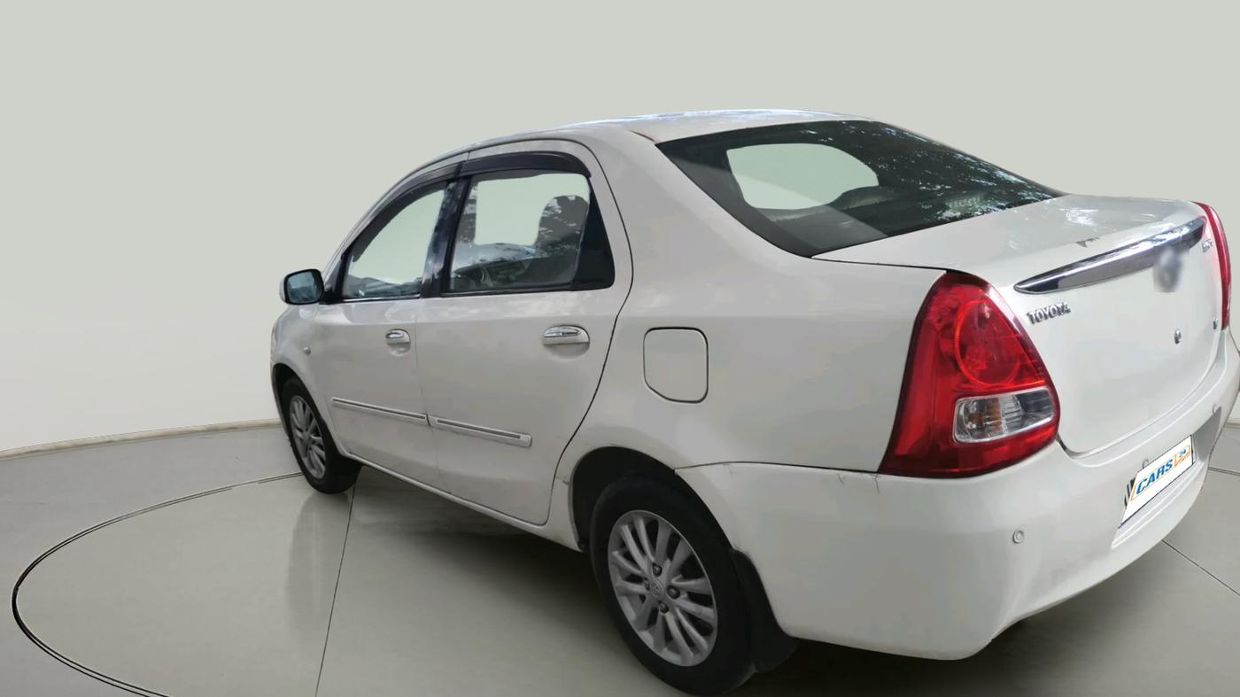 2011 Toyota Etios V, Petrol, Manual, 1,67,043 km, exterior