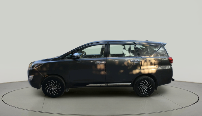 2016 Toyota Innova Crysta 2.4 VX 8 STR, Diesel, Manual, 4,17,637 km, exterior