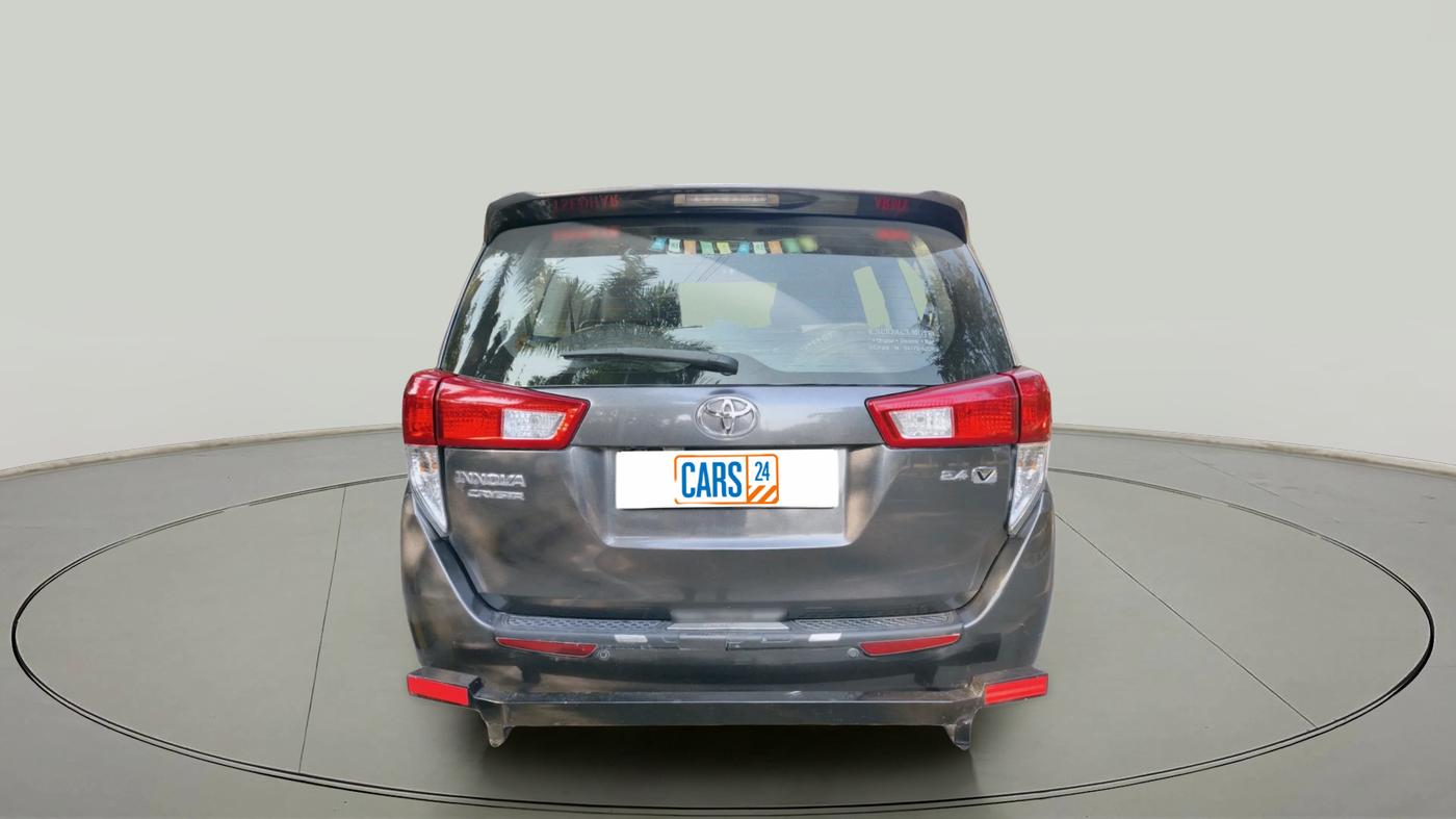 2016 Toyota Innova Crysta 2.4 VX 8 STR, Diesel, Manual, 4,17,637 km, exterior