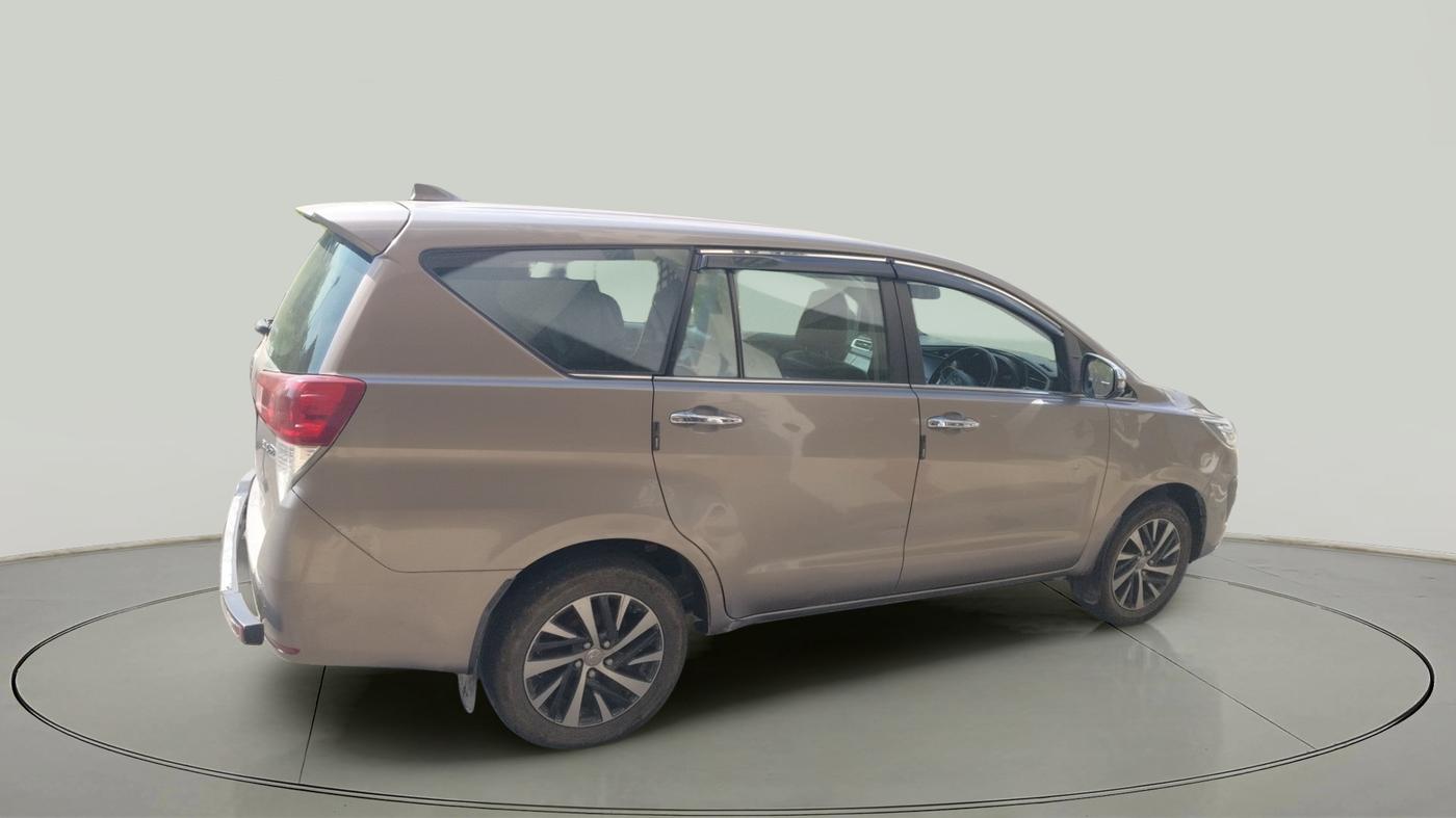 2021 Toyota Innova Crysta 2.4 ZX 7 STR, Diesel, Manual, 1,08,026 km, exterior