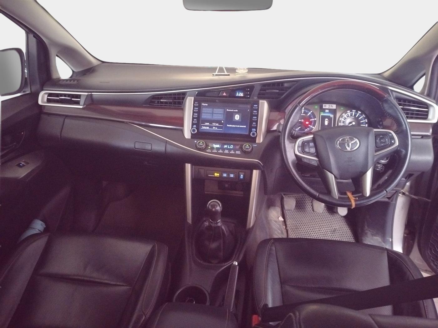 2021 Toyota Innova Crysta 2.4 ZX 7 STR, Diesel, Manual, 1,08,026 km, interior