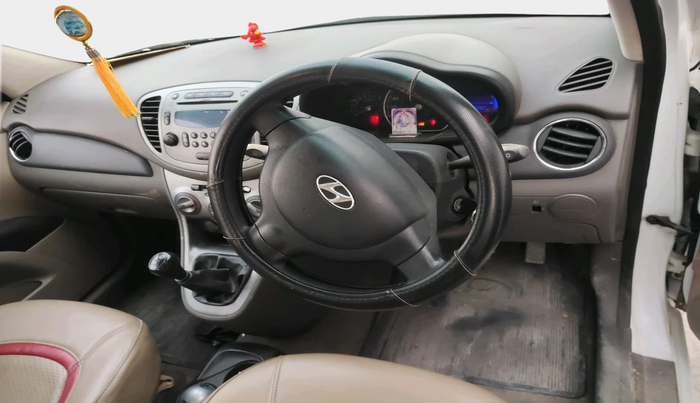 2011 Hyundai i10 SPORTZ 1.2, Petrol, Manual, 84,092 km, interior