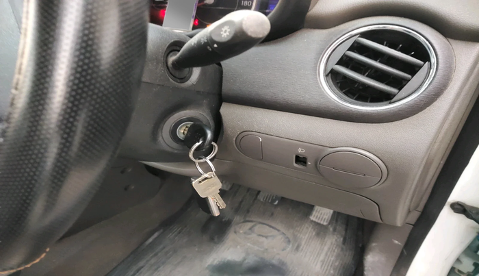 2011 Hyundai i10 SPORTZ 1.2, Petrol, Manual, 84,092 km, interior