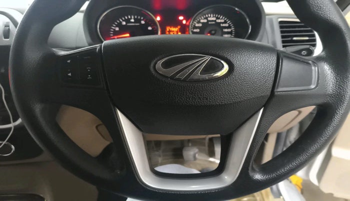 2016 Mahindra TUV300 T8, Diesel, Manual, 1,11,888 km, interior