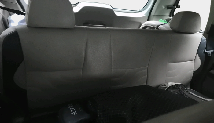 2016 Mahindra TUV300 T8, Diesel, Manual, 1,11,888 km, interior