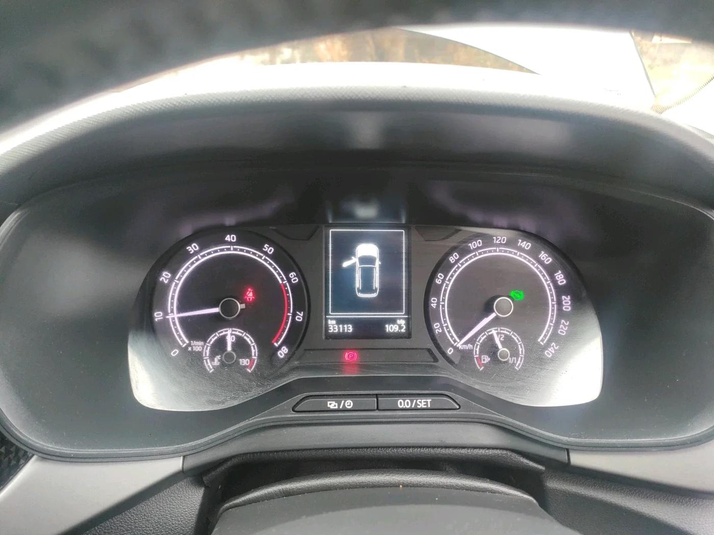 2021 Skoda KUSHAQ AMBITION 1.0L TSI AT, Petrol, Automatic, 33,113 km, interior
