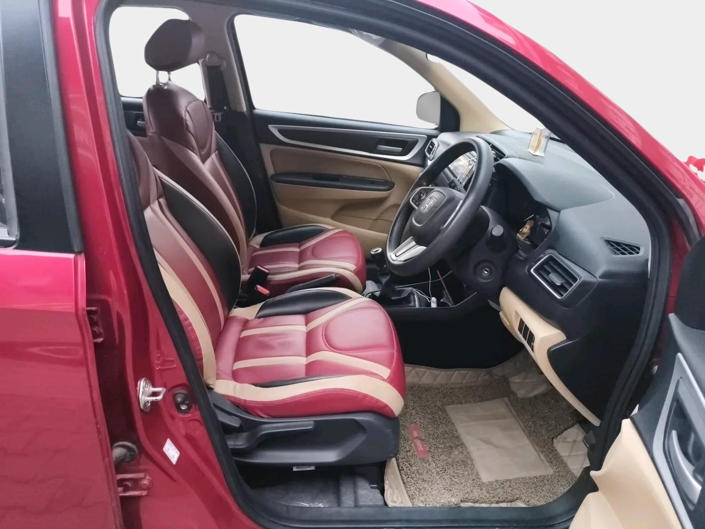 2023 Honda Amaze 1.2L I-VTEC S, Petrol, Manual, 22,000 km, interior