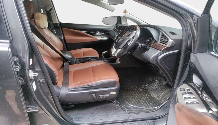 2016 Toyota Innova Crysta 2.8 ZX AT 7 STR, Diesel, Automatic, 1,53,056 km, interior