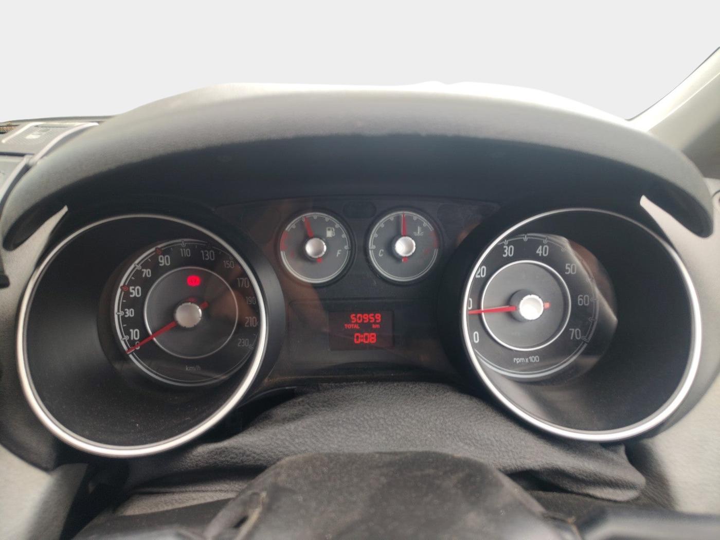 2015 Fiat Avventura ACTIVE 1.4, Petrol, Manual, 54,000 km, interior