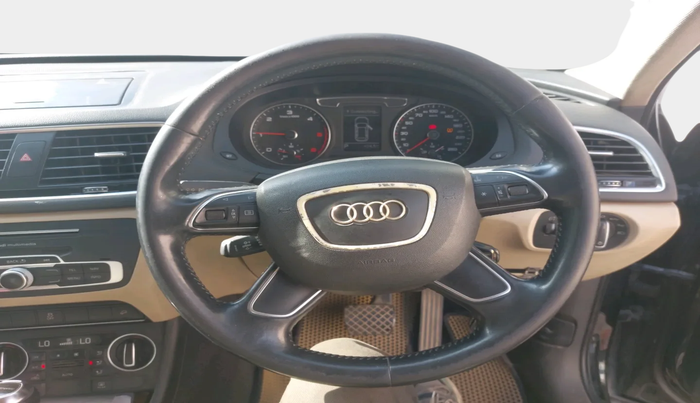 2015 Audi Q3 35 TDI Quattro, Diesel, Automatic, 1,12,895 km, interior