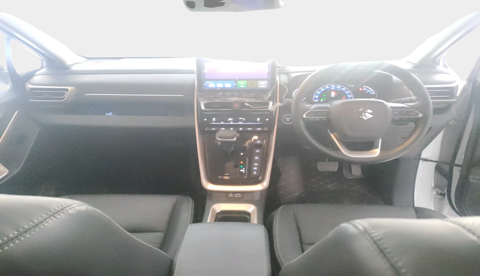 2024 Maruti Invicto ALPHA PLUS 7 STRONG HYBRID , Hybrid, Automatic, 12,383 km, interior