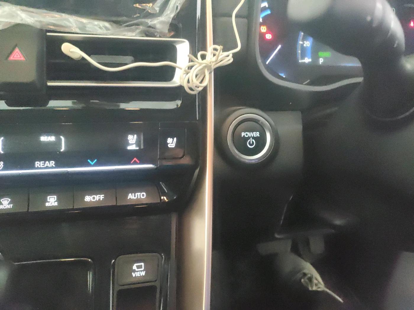2024 Maruti Invicto ALPHA PLUS 7 STRONG HYBRID , Hybrid, Automatic, 12,383 km, interior